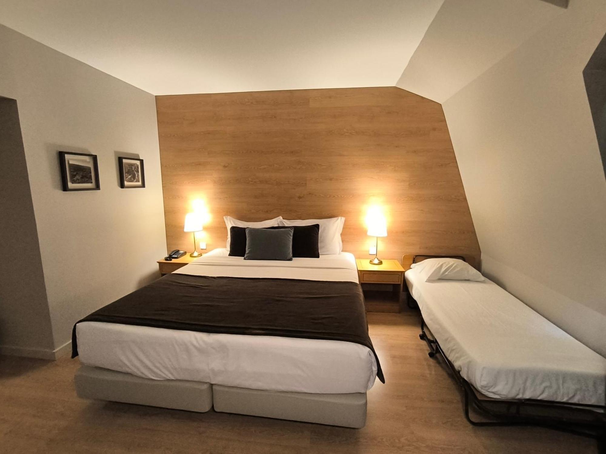 Douro Marina Hotel & Spa Resende Bagian luar foto
