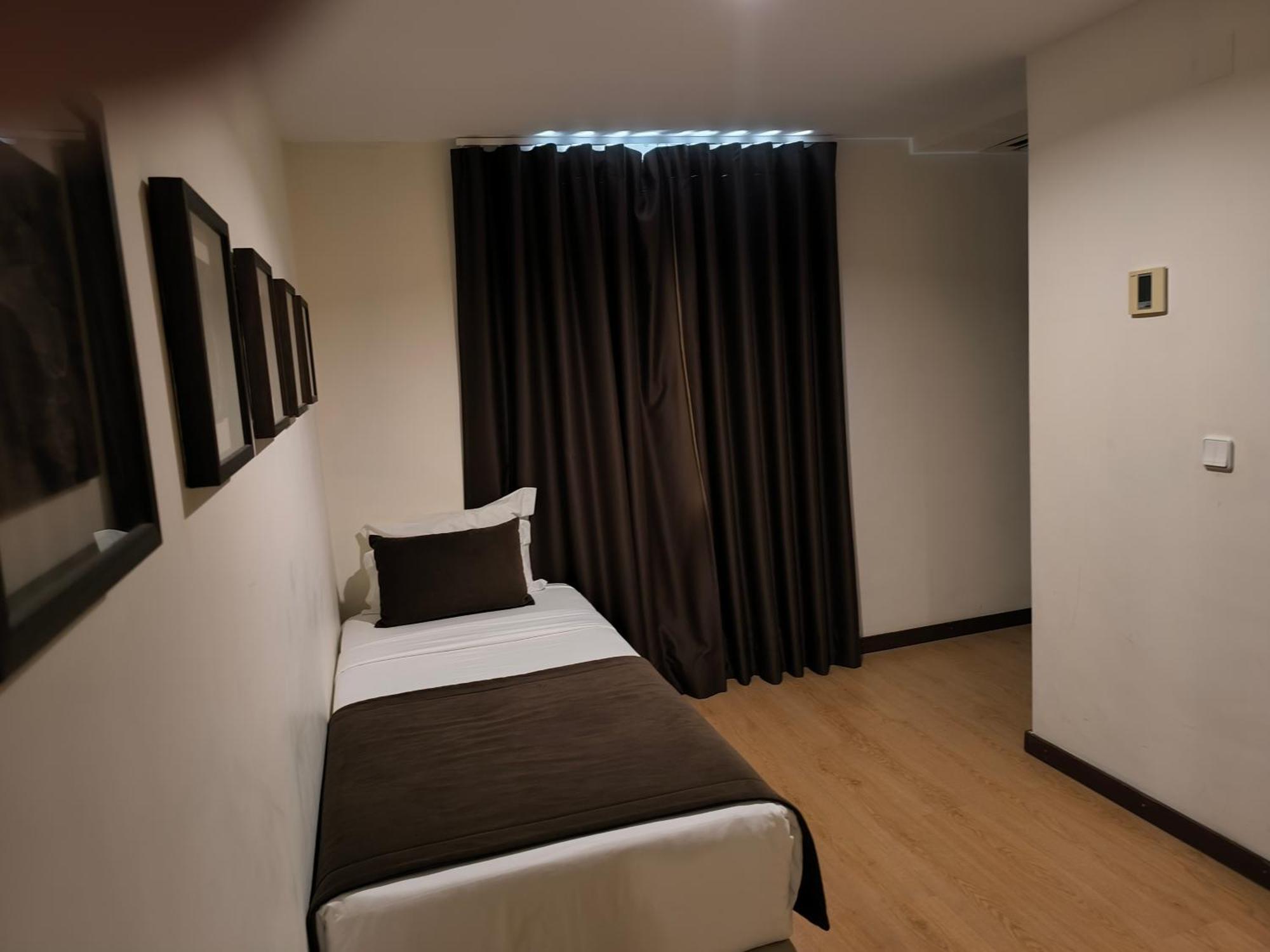 Douro Marina Hotel & Spa Resende Bagian luar foto