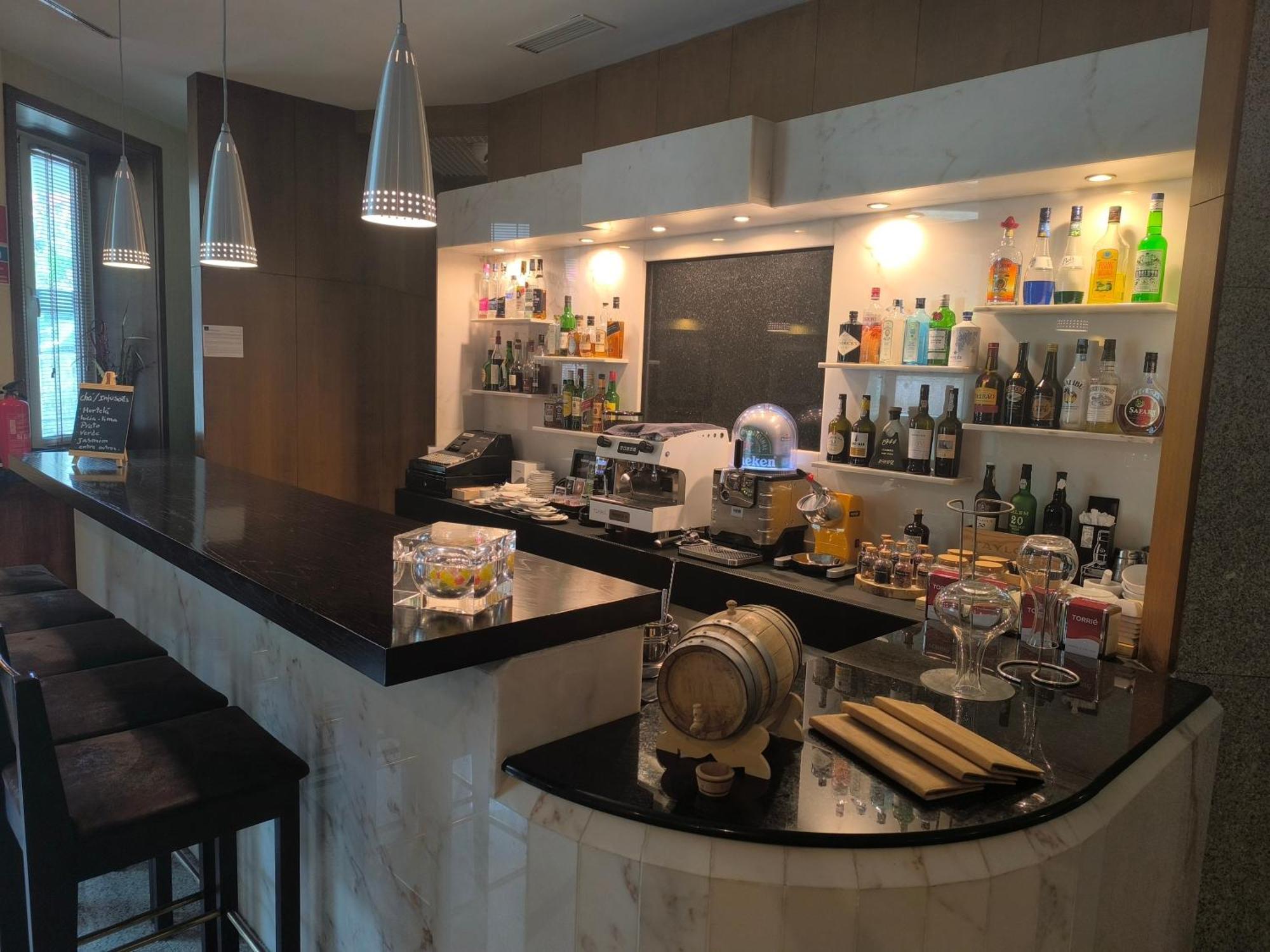Douro Marina Hotel & Spa Resende Bagian luar foto