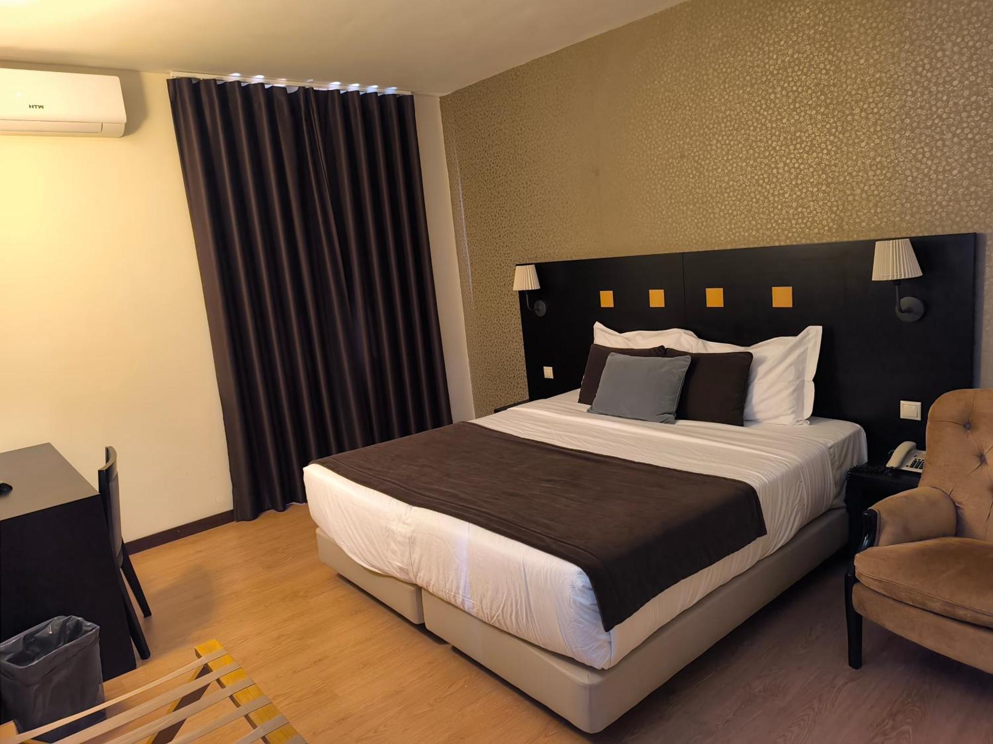 Douro Marina Hotel & Spa Resende Bagian luar foto