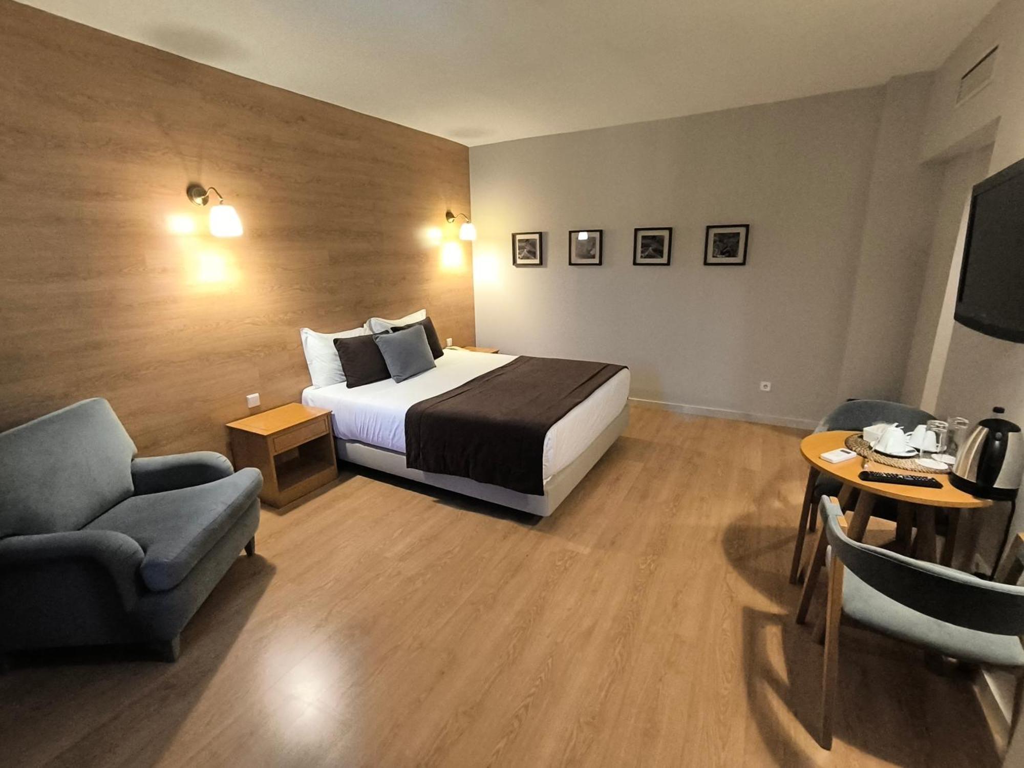 Douro Marina Hotel & Spa Resende Bagian luar foto